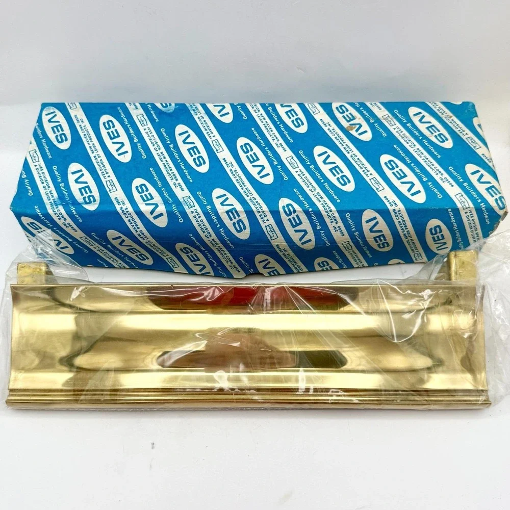 Vintage 1968 IVES 652B Solid Brass Mail Slot Door Plate NOS 3.7 lbs NEW